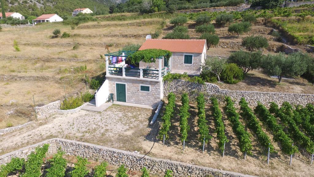 Holiday Home Vineyard House Bol Luaran gambar